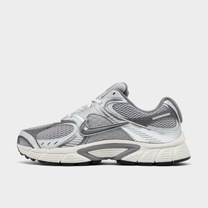 Nike Dual-Tone Athletic Shoes in Gray and Cream Men's Nike V5 RNR Casual Shoes